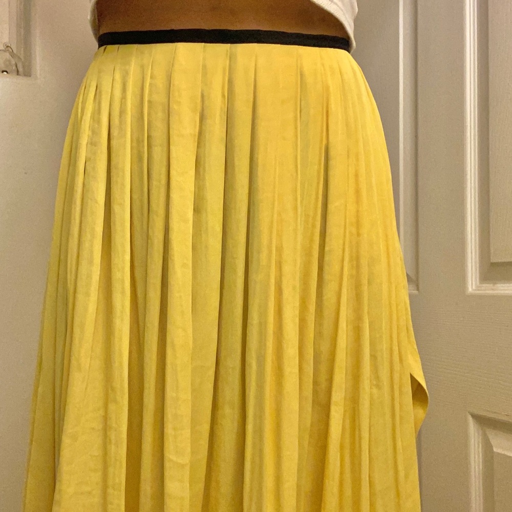 zara yellow pleated maxi skirt